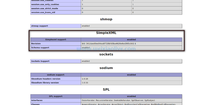 使SimpleXML将XML解析为PHP中的数组